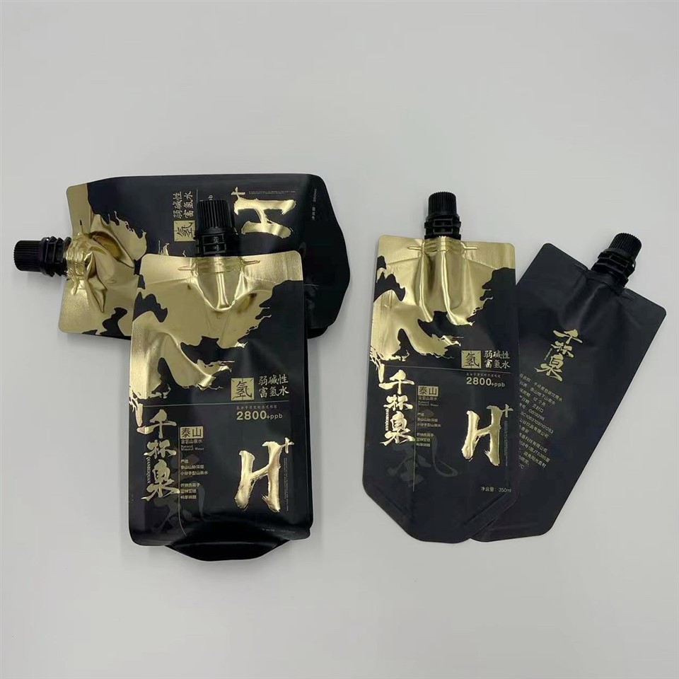 quad seal pouch (4)