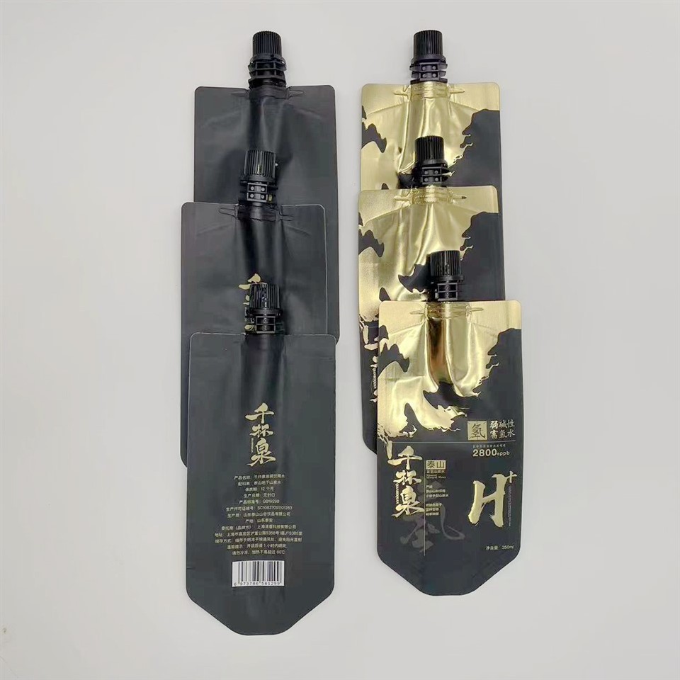 quad seal pouch (3)